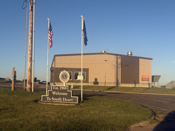 Welcome to South Heart sign